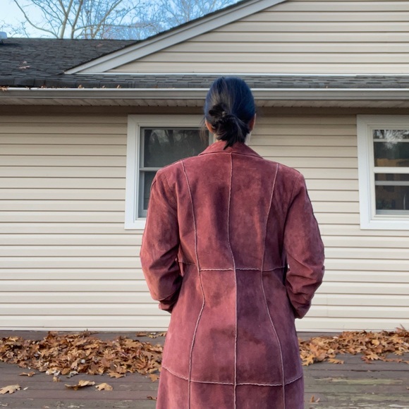 Suede women’s maroon jacket size medium - Picture 7 of 10